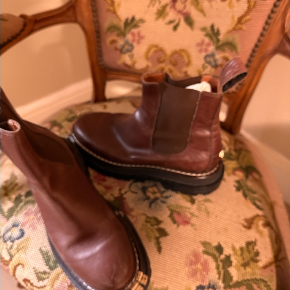 Sandro women’s Brown Leather Boots - Picture 6 of 7